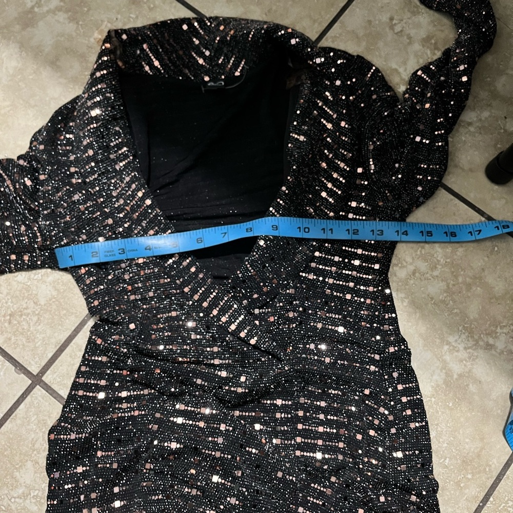 Windsor Gold & Black sparkly romper - Picture 5 of 8